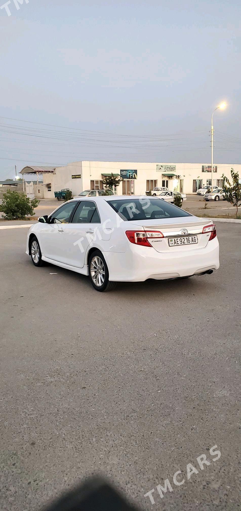 Toyota Camry 2012 - 195 000 TMT - Aşgabat - img 4