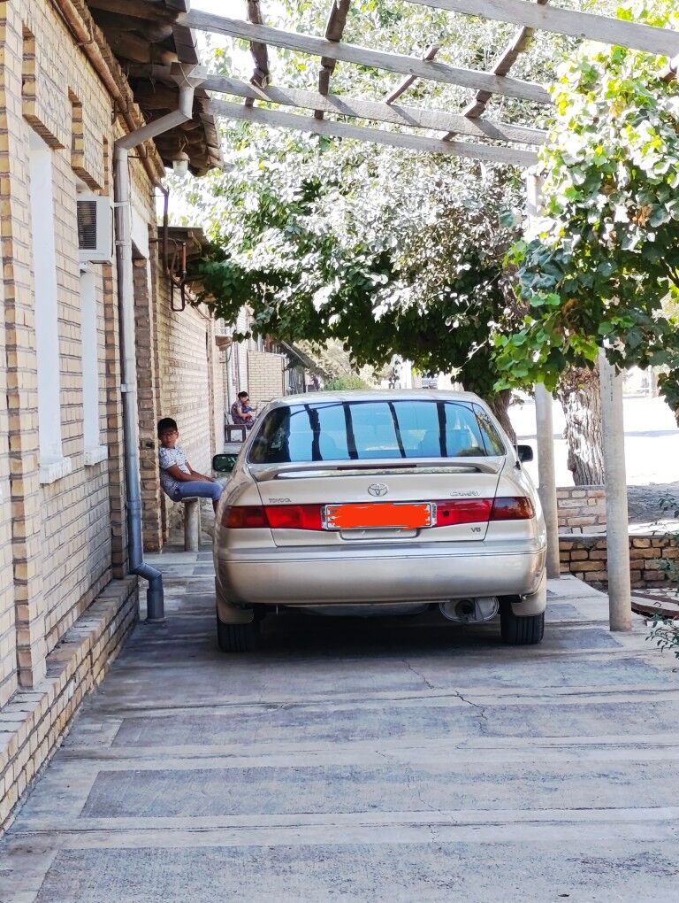 Toyota Camry 1999 - 113 000 TMT - Kerki - img 10