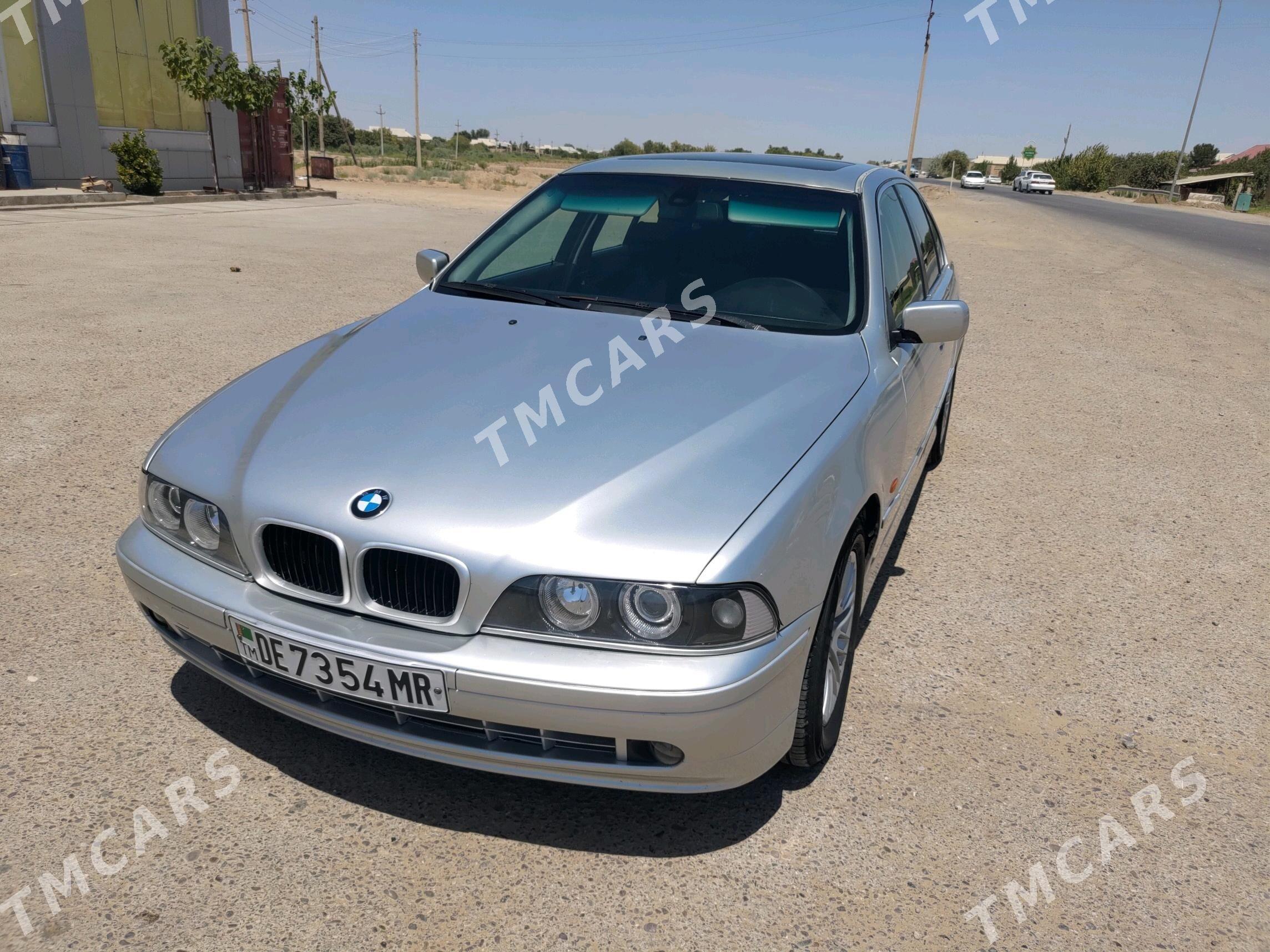 BMW 528 2002 - 110 000 TMT - Mary - img 4