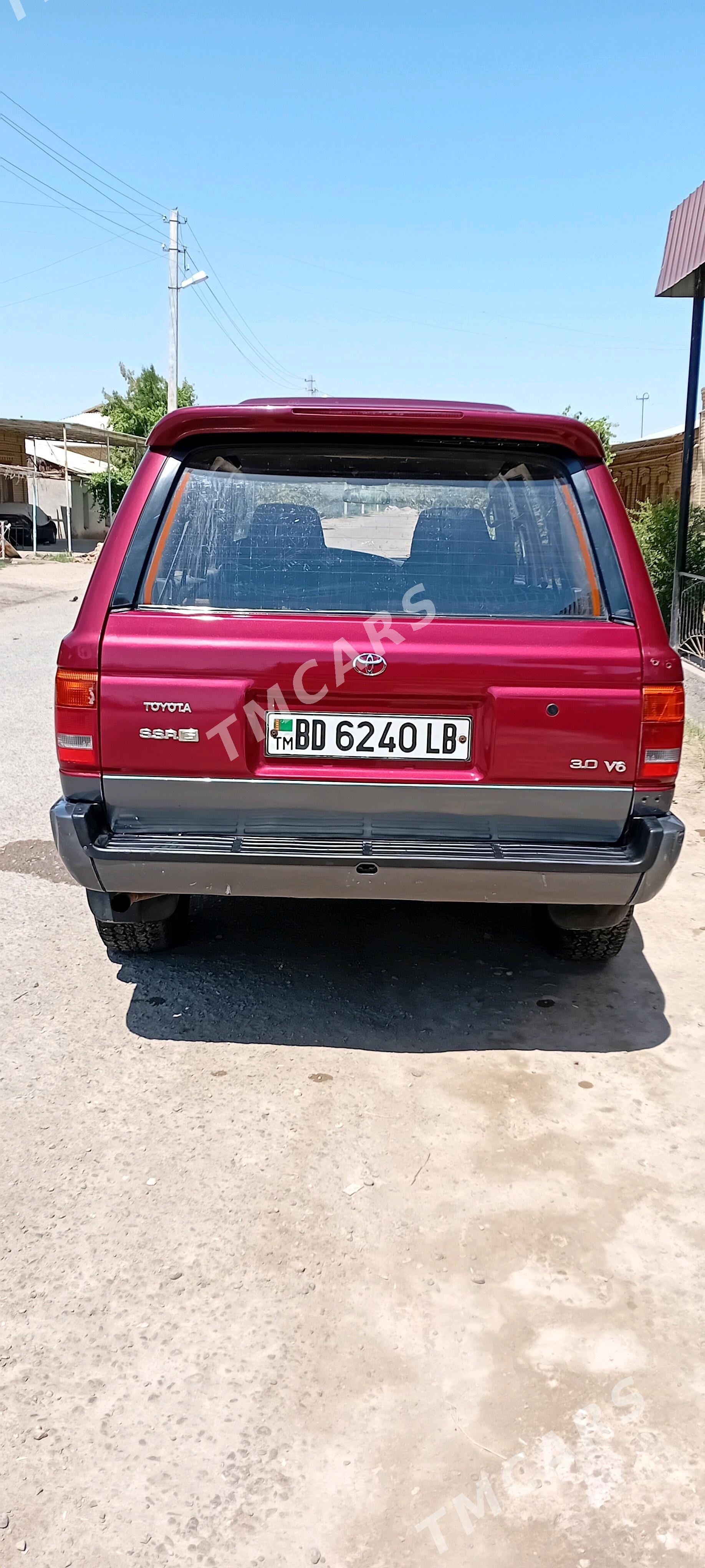Toyota 4Runner 1995 - 75 000 TMT - Дянев - img 4