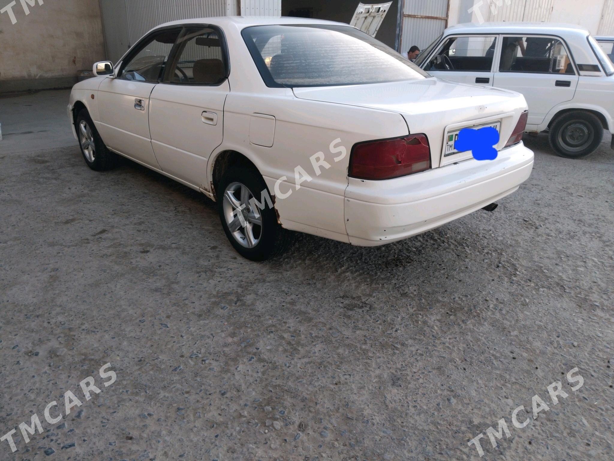 Toyota Vista 1995 - 32 000 TMT - Теджен - img 3