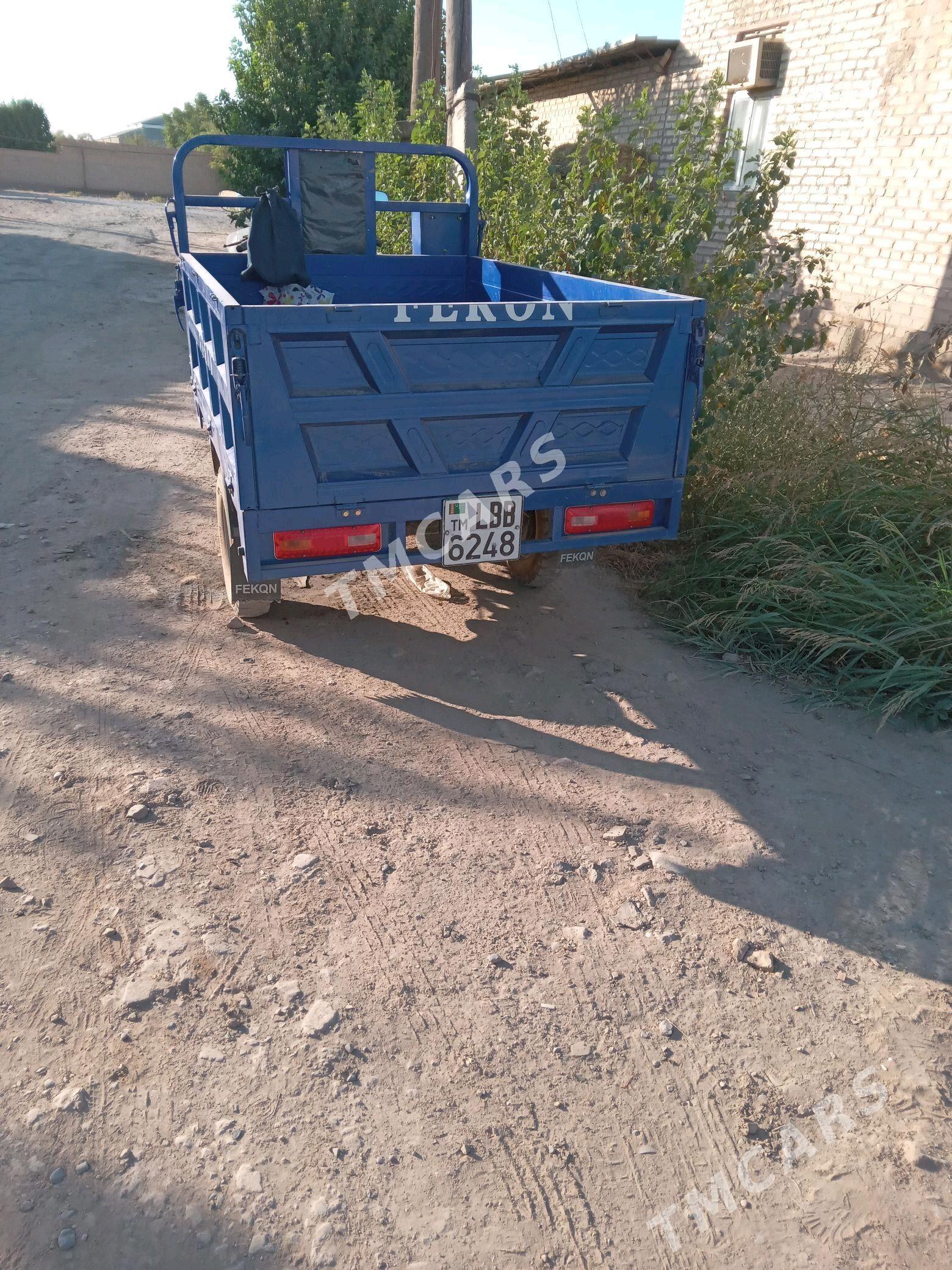 Fekon FK200-14G 2014 - 32 000 TMT - Халач - img 3