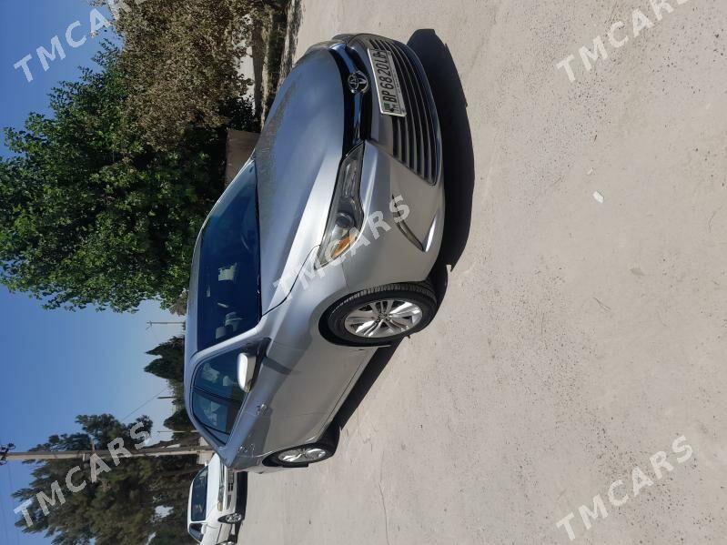 Toyota Camry 2015 - 240 000 TMT - Halaç - img 3