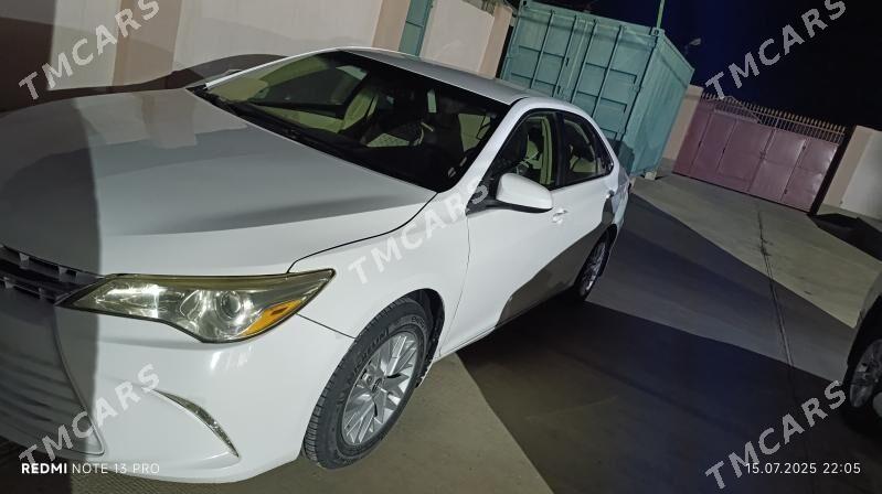 Toyota Camry 2016 - 290 000 TMT - Хазар - img 11