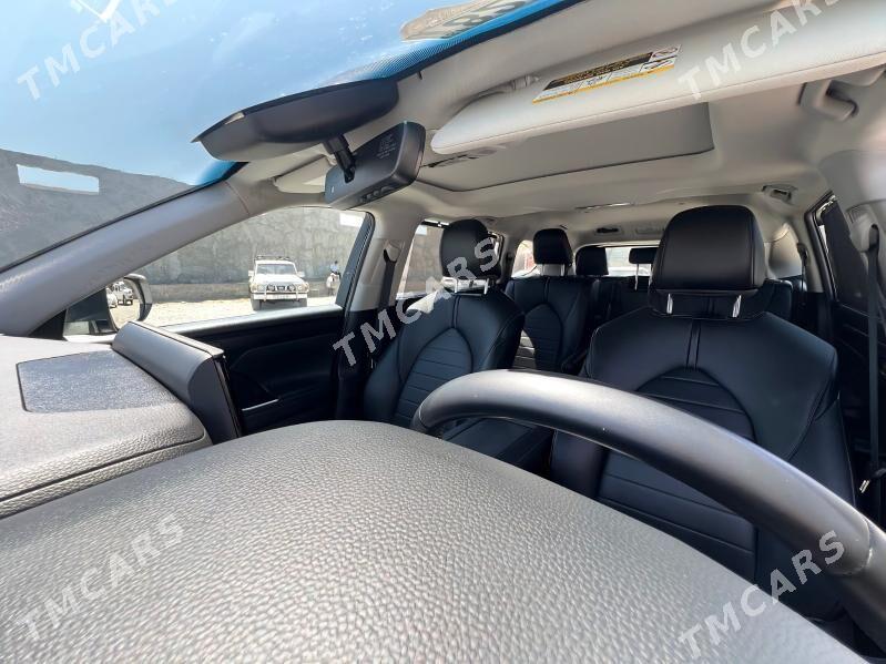 Toyota Highlander 2021 - 580 000 TMT - Мары - img 10