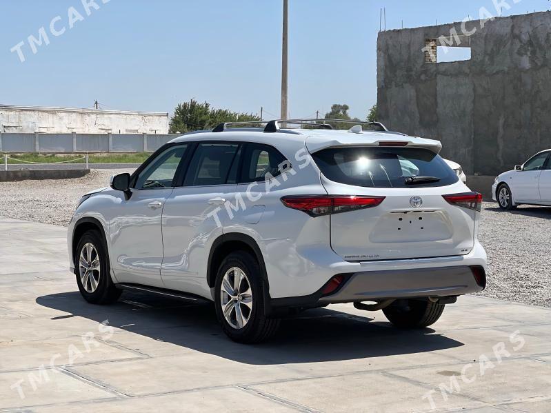 Toyota Highlander 2021 - 580 000 TMT - Мары - img 9