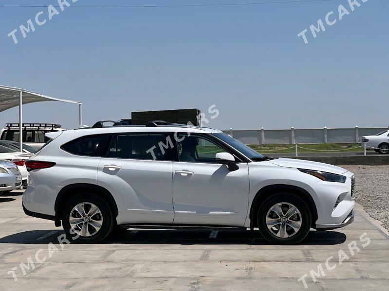 Toyota Highlander 2021 - 580 000 TMT - Мары - img 8