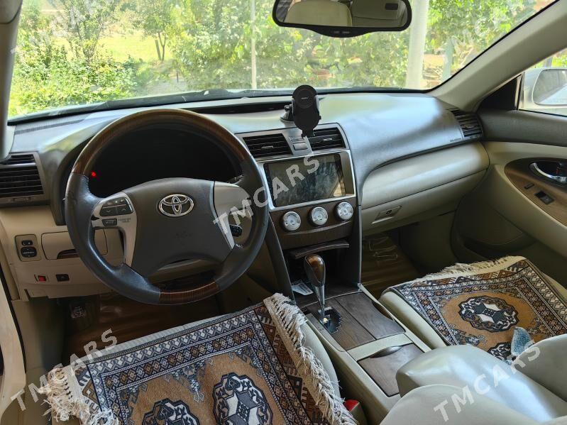 Toyota Camry 2011 - 200 000 TMT - Саят - img 6