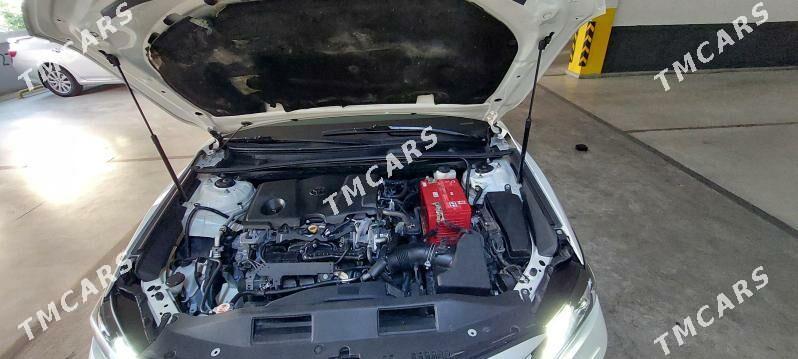 Toyota Camry 2018 - 295 000 TMT - ул. Чехова -  Элитки (А.Ниязов шаёлы) - img 8