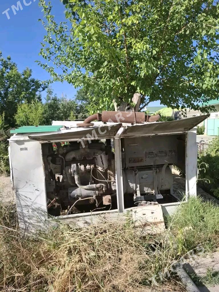Generator - Гарадамак Шор - img 3