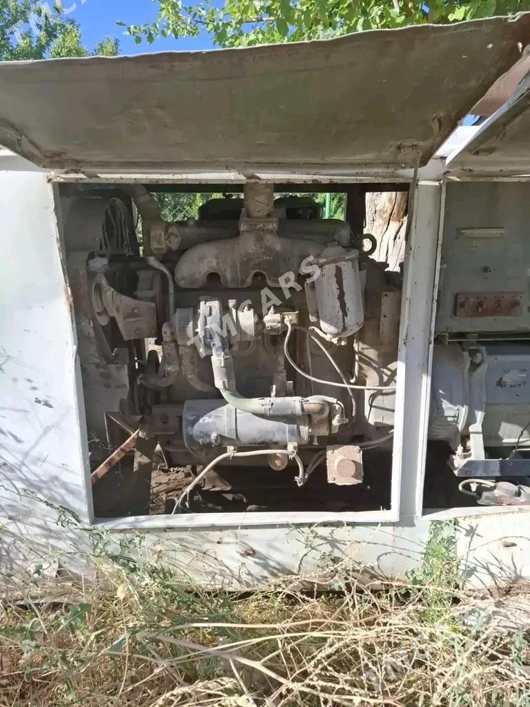Generator - Гарадамак Шор - img 5