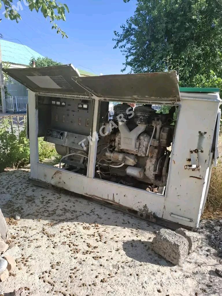 Generator - Гарадамак Шор - img 6