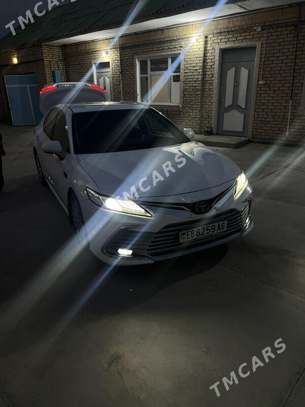 Toyota Camry 2019 - 310 000 TMT - Aşgabat - img 2