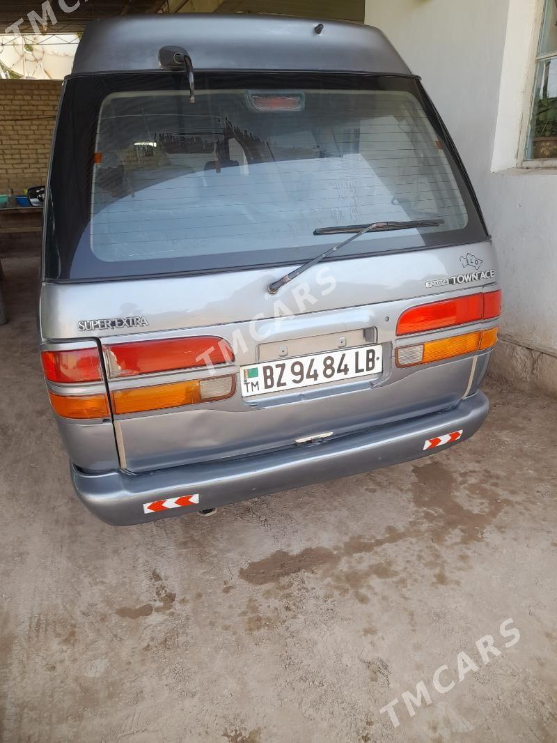 Toyota Town Ace 1993 - 30 000 TMT - Sakar - img 4