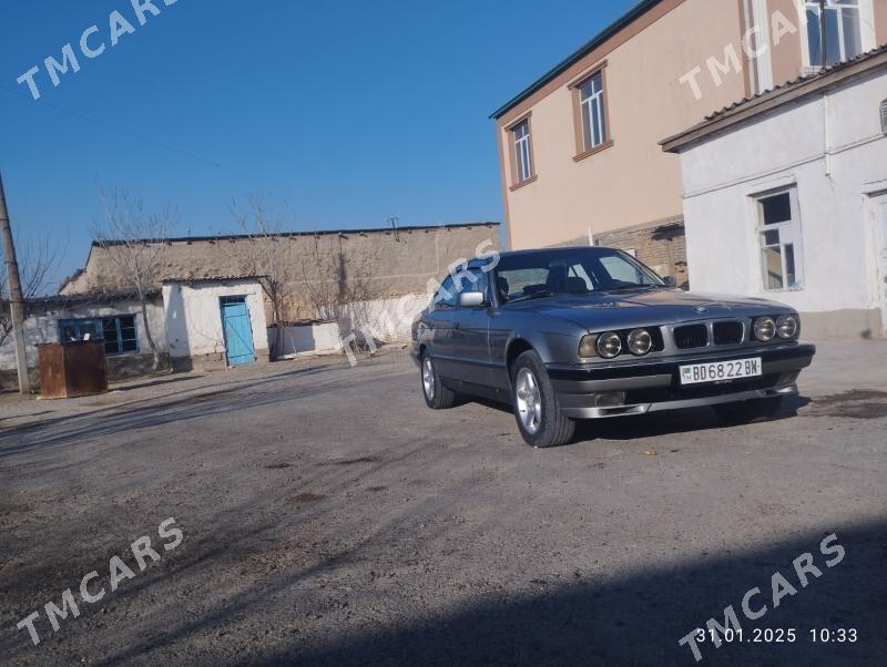 BMW 5 Series 1990 - 60 000 TMT - Gyzylarbat - img 6