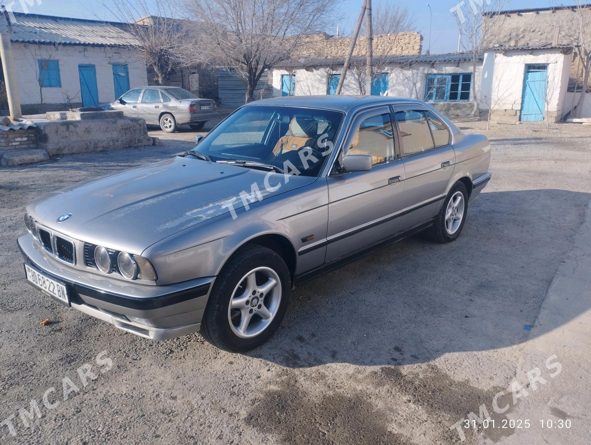 BMW 5 Series 1990 - 60 000 TMT - Gyzylarbat - img 9