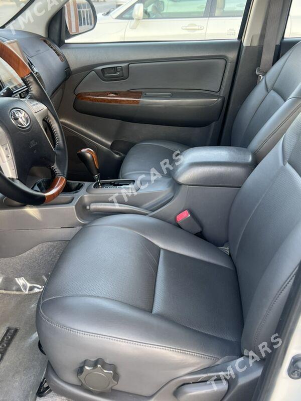 Toyota Hilux 2014 - 375 000 TMT - Мары - img 7