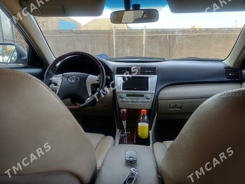 Toyota Aurion 2011 - 285 000 TMT - Jebel - img 7