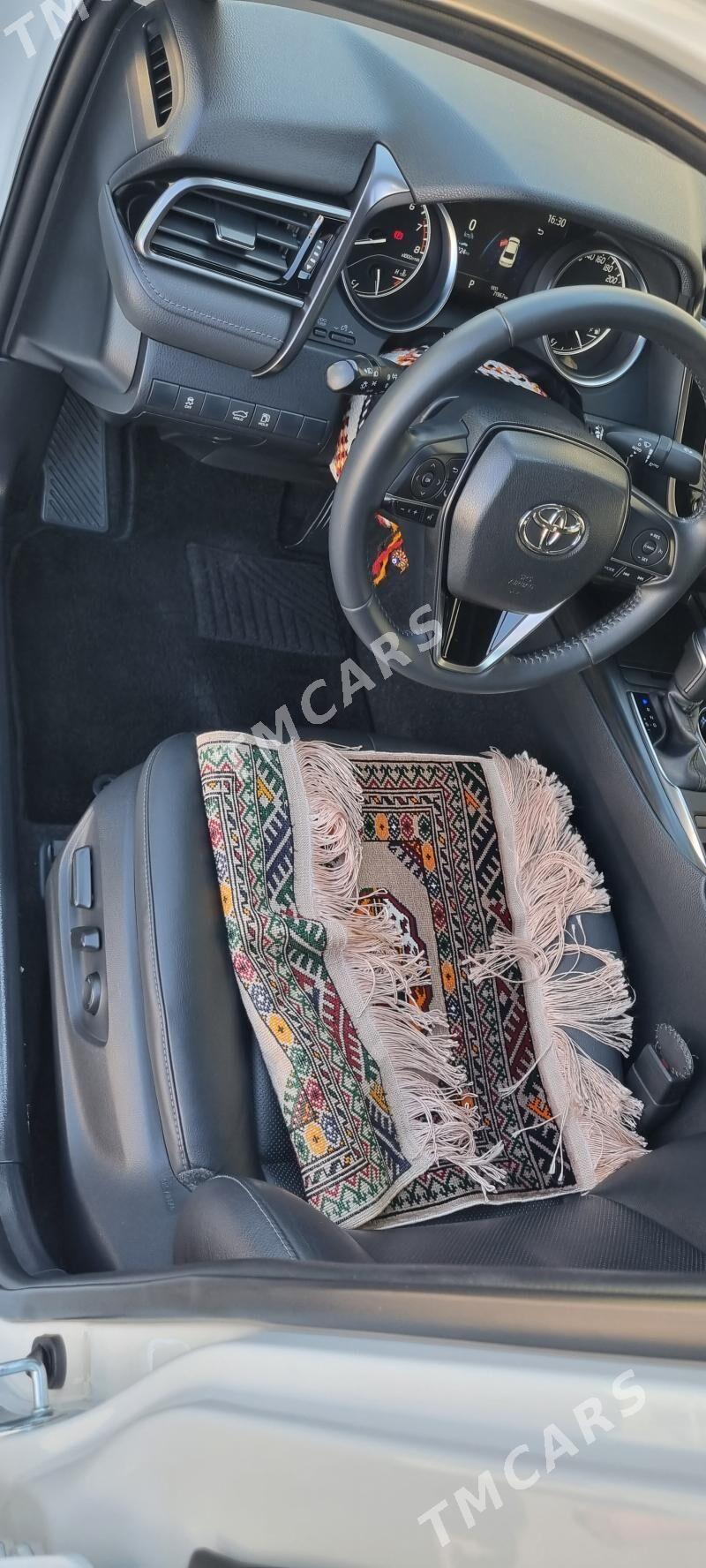 Toyota Camry 2021 - 615 000 TMT - Aşgabat - img 3