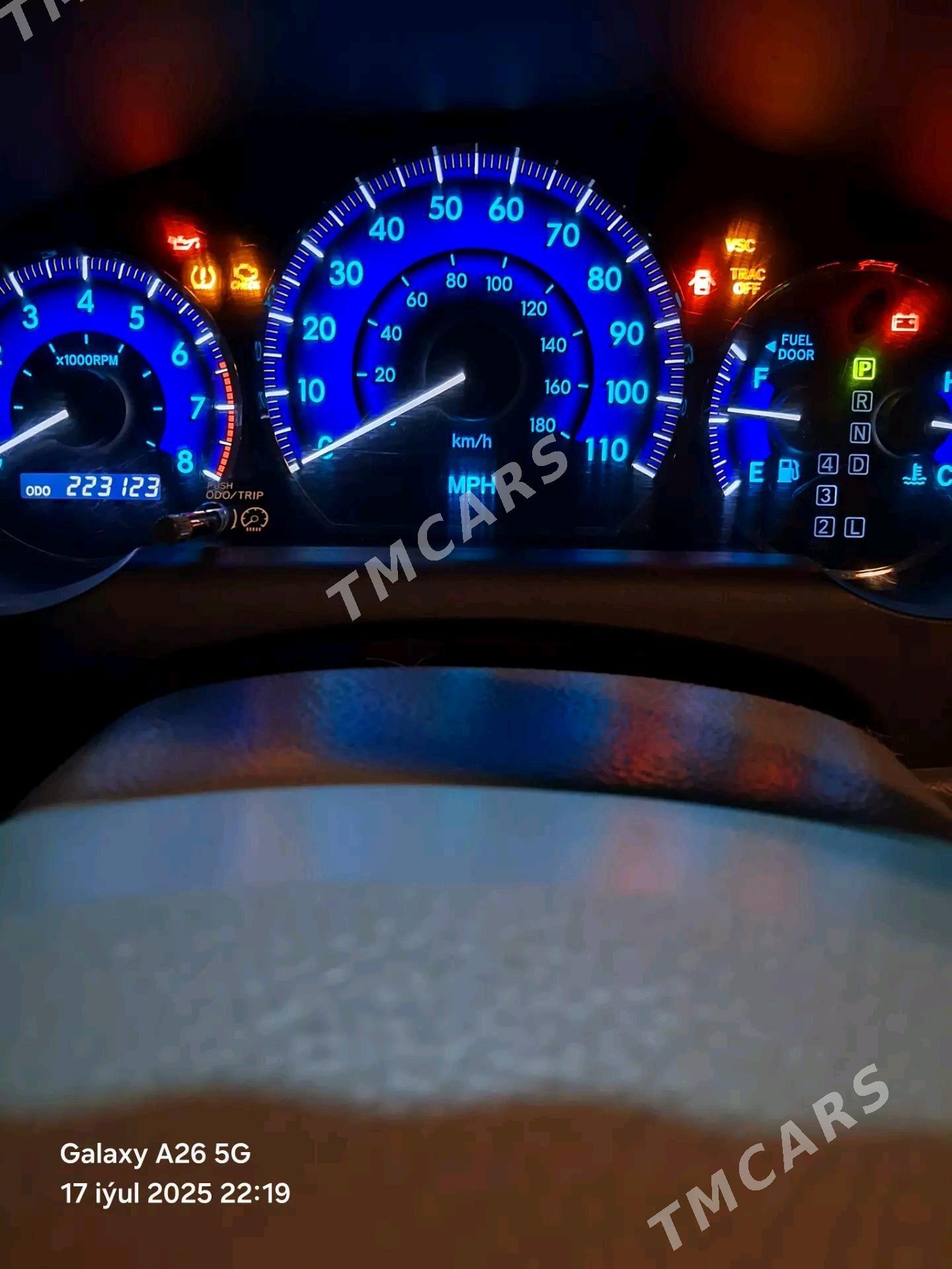 Toyota Sienna 2009 - 250 000 TMT - Wekilbazar - img 3