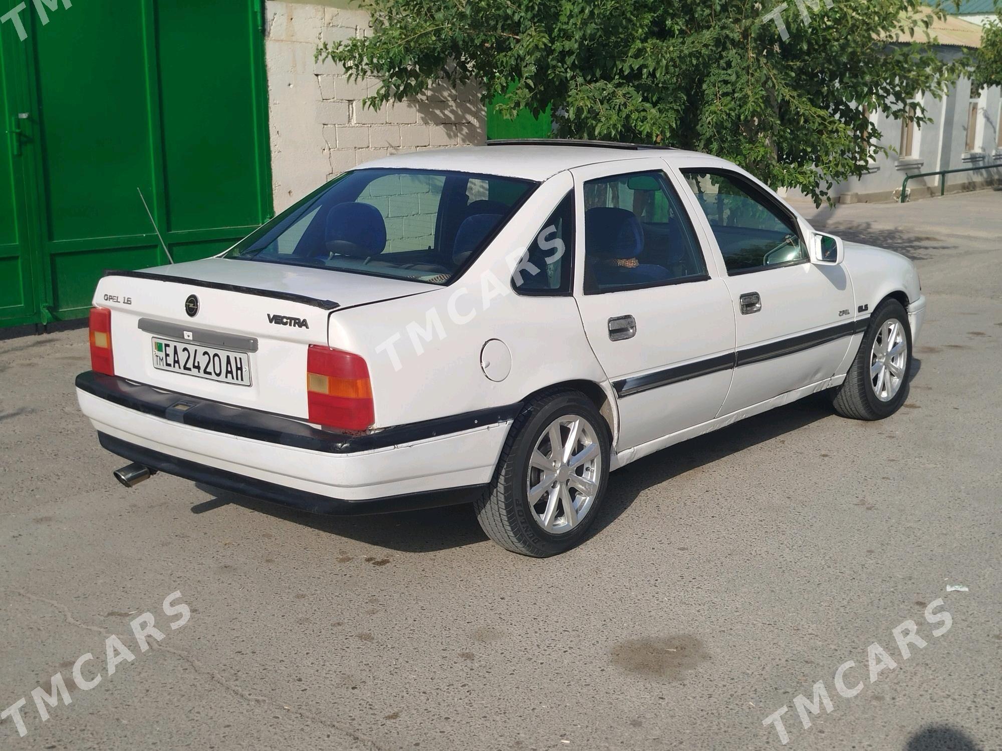 Opel Vectra 1991 - 30 000 TMT - Бузмеин - img 3