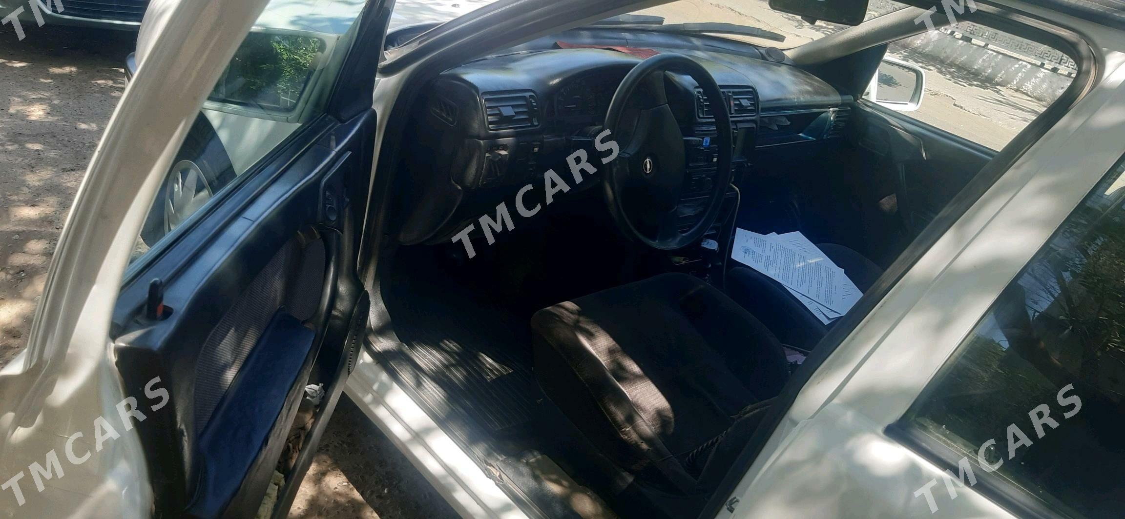 Opel Vectra 1991 - 32 000 TMT - Губадаг - img 5