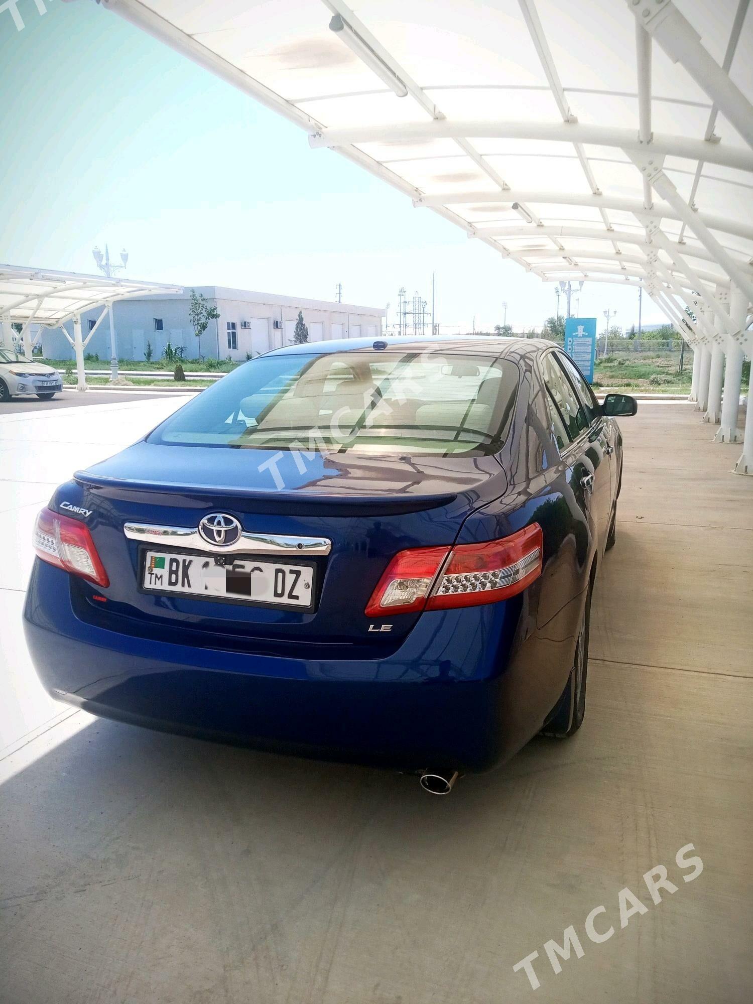 Toyota Camry 2010 - 175 000 TMT - Дашогуз - img 4