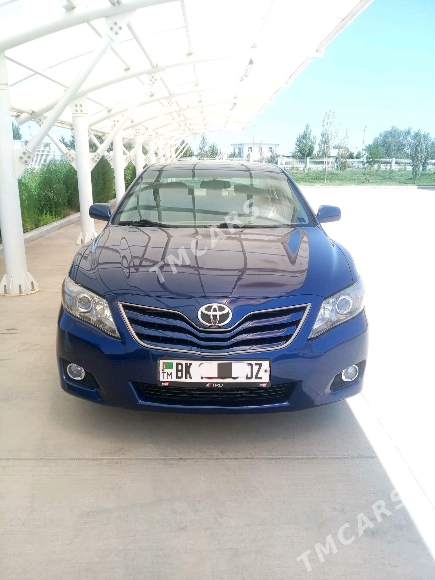 Toyota Camry 2010 - 175 000 TMT - Дашогуз - img 3