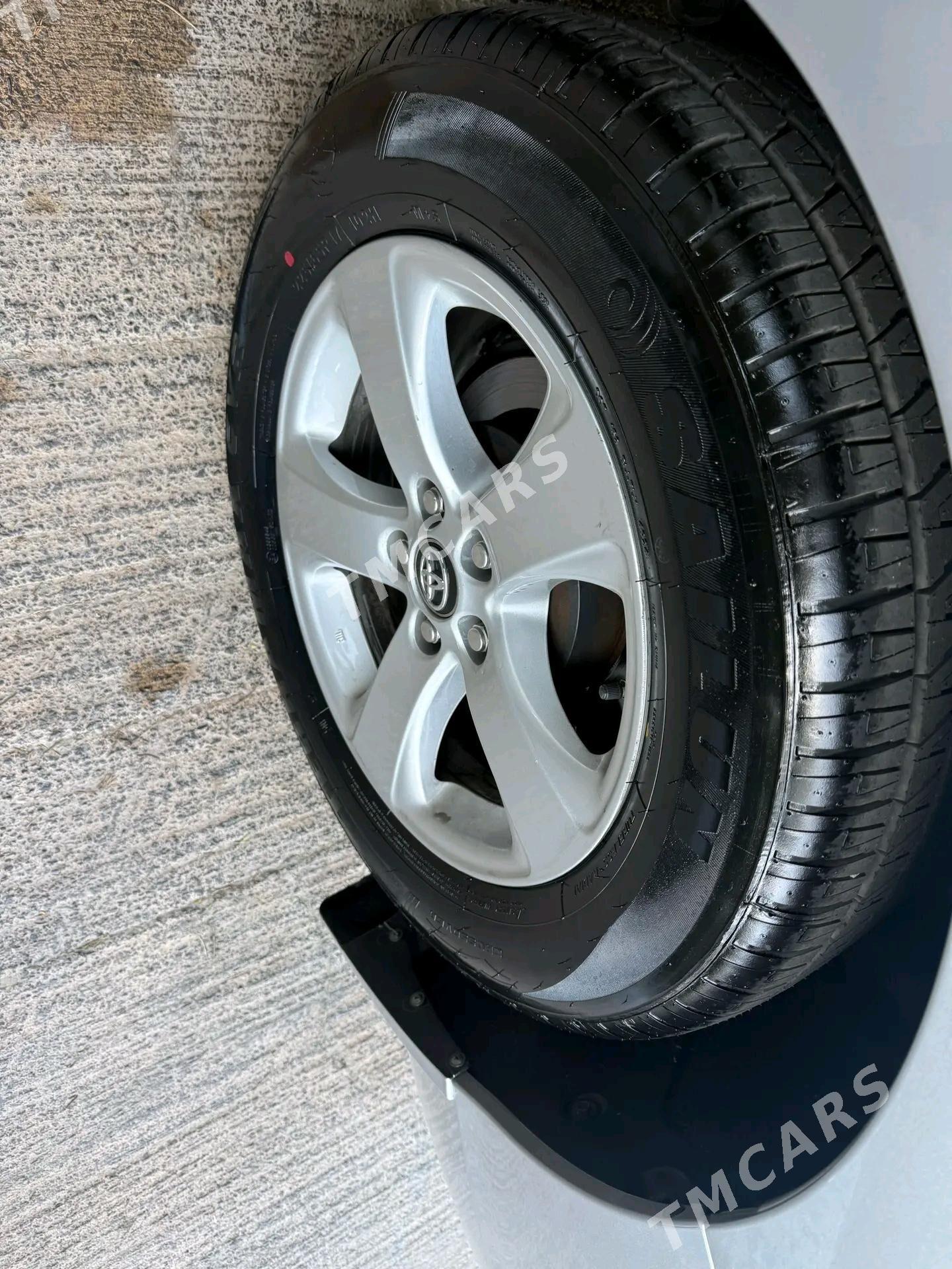 Toyota Sienna 2018 - 385 000 TMT - Туркменабат - img 6