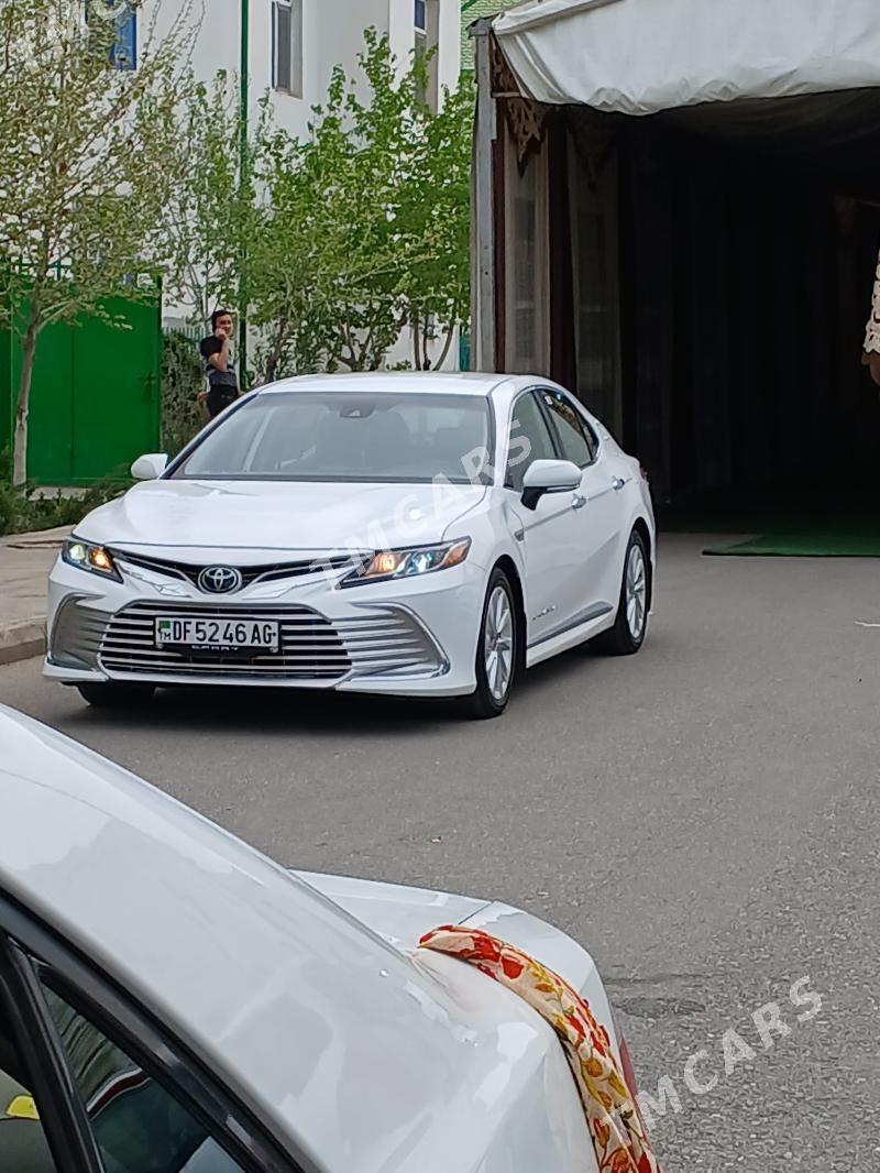 Toyota Camry 2022 - 272 000 TMT - Ашхабад - img 4