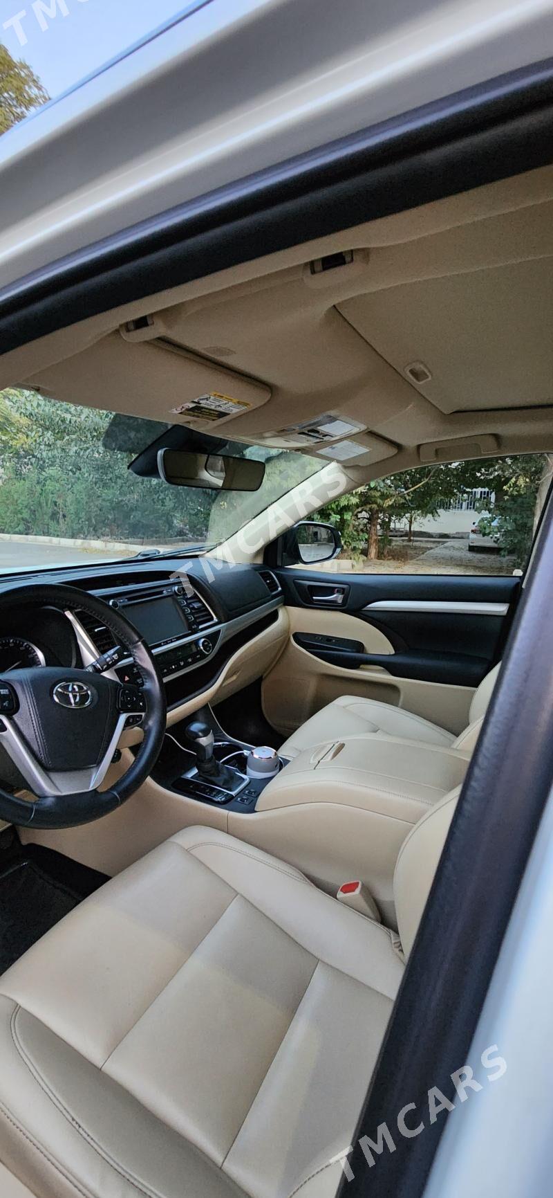 Toyota Highlander 2019 - 485 000 TMT - Aşgabat - img 8