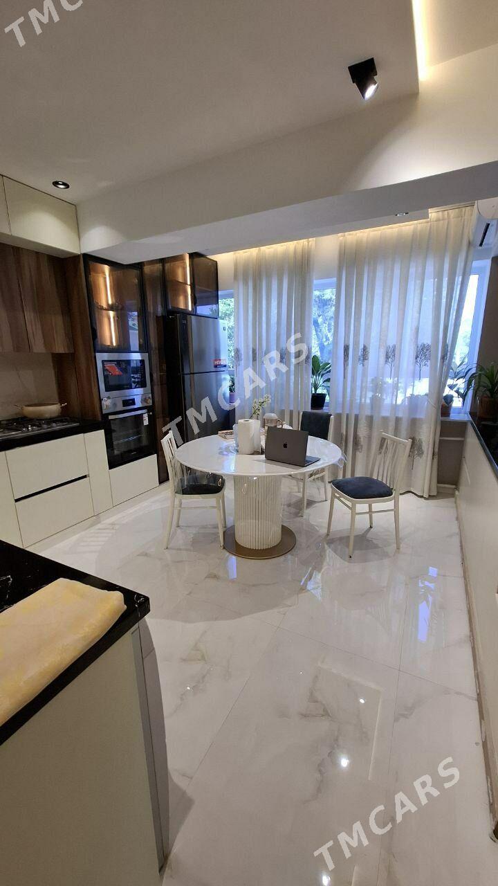 3 Komnat 100м² 2 etaj Centr - Aşgabat - img 2