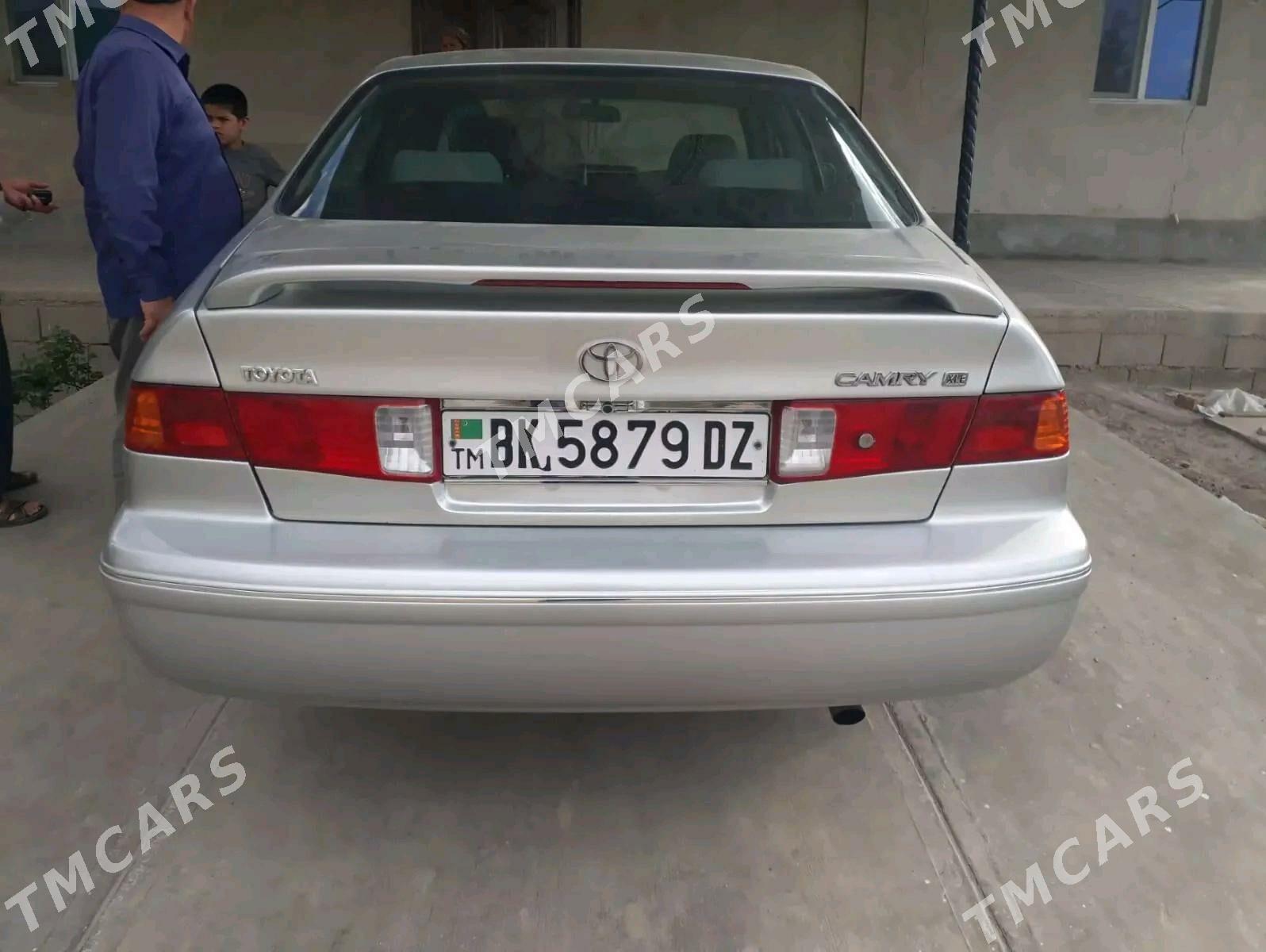 Toyota Camry 2000 - 170 000 TMT - Дашогуз - img 2