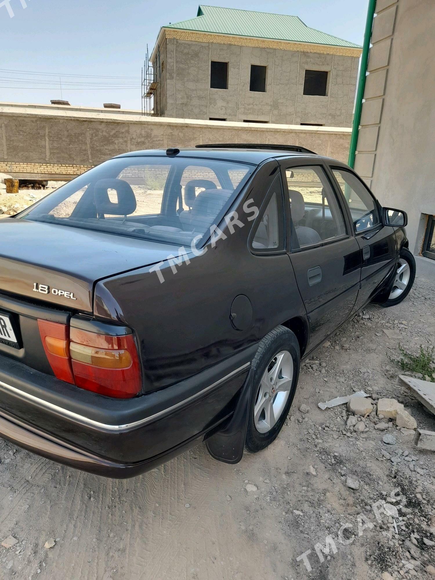 Opel Vectra 1993 - 40 000 TMT - Мары - img 2