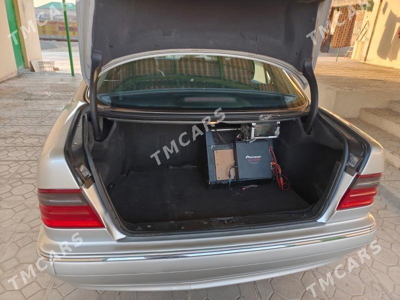 Mercedes-Benz E430 2000 - 115 000 TMT - Gyzylarbat - img 3