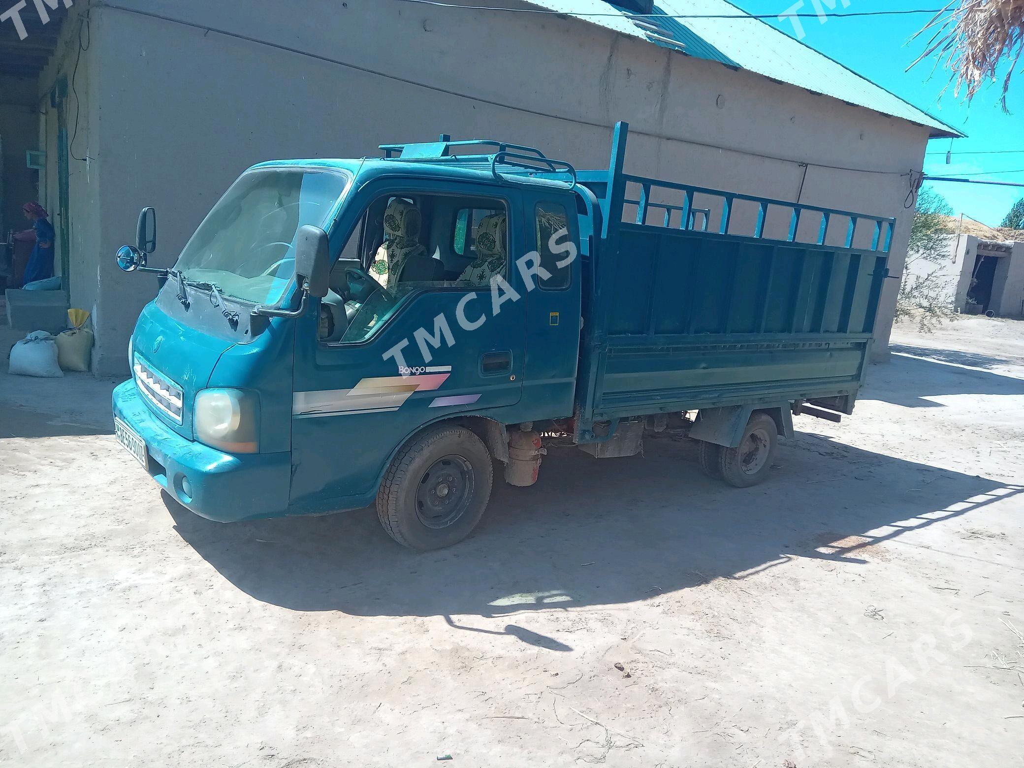 Kia Bongo 2002 - 100 000 TMT - Daşoguz - img 2