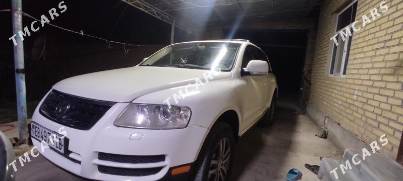 Volkswagen Touareg 2005 - 110 000 TMT - Garabekewül - img 4
