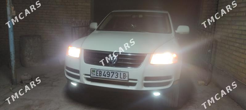 Volkswagen Touareg 2005 - 110 000 TMT - Garabekewül - img 7