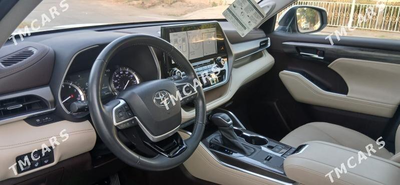 Toyota Highlander 2022 - 668 000 TMT - Aşgabat - img 10