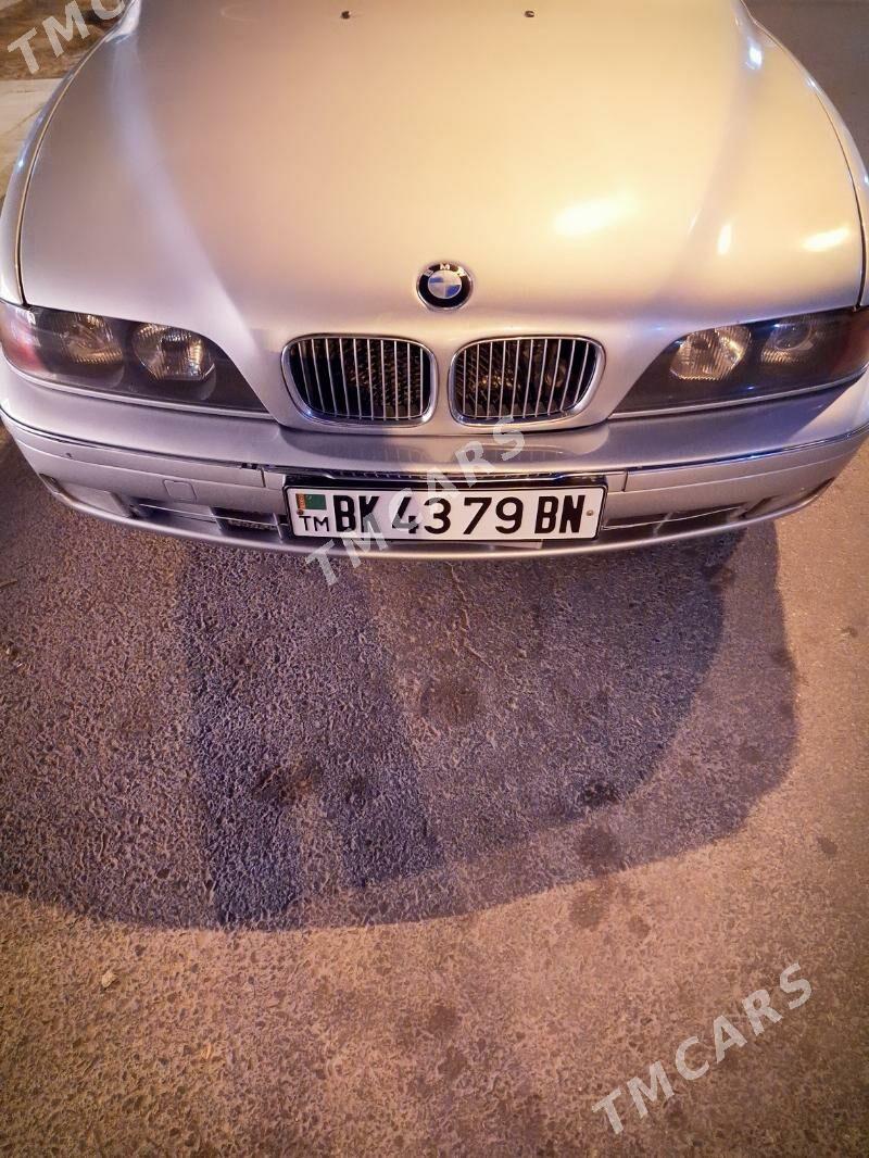 BMW E39 1997 - 90 000 TMT - Балканабат - img 5