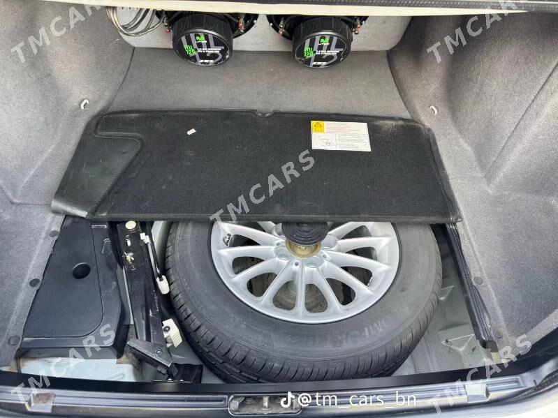 BMW E39 2002 - 165 000 TMT - Балканабат - img 6