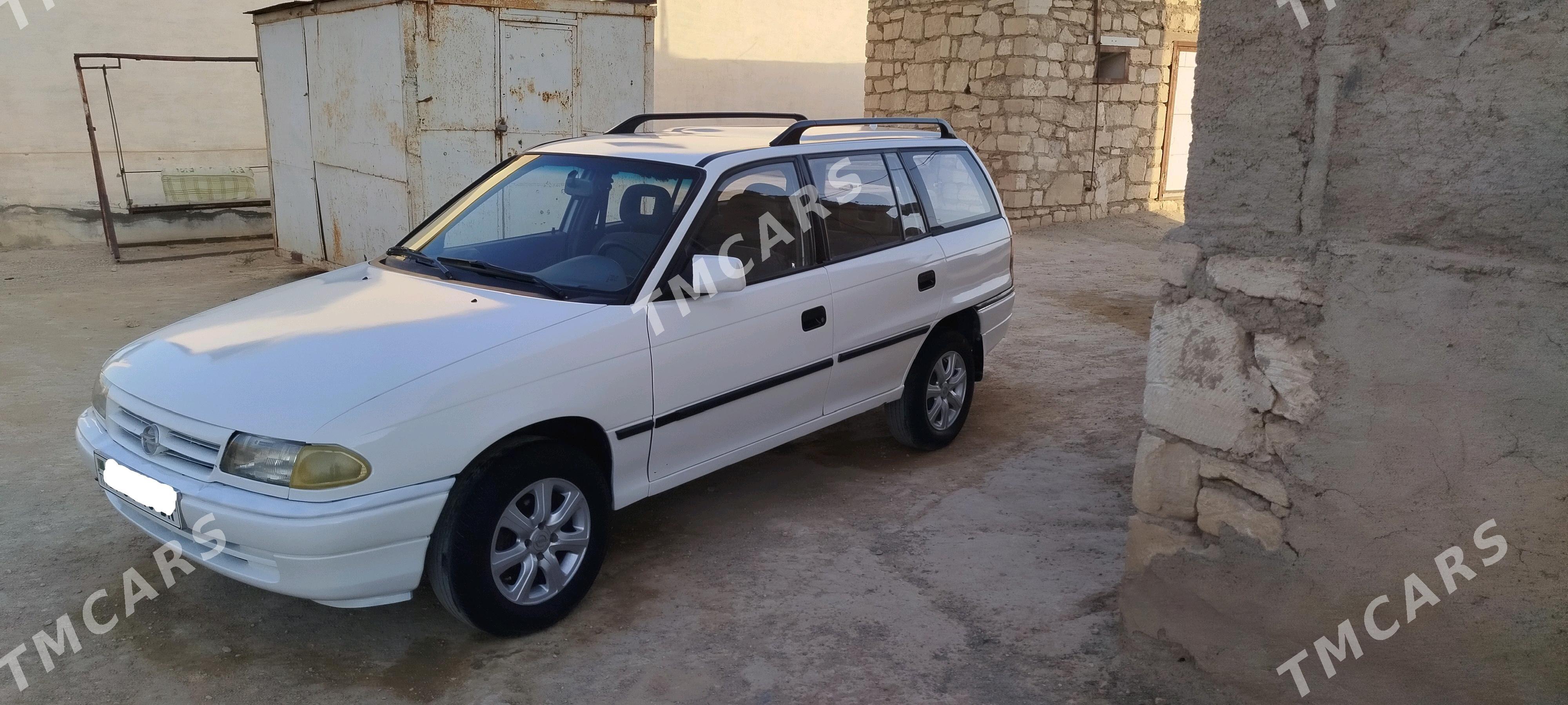 Opel Astra 1993 - 50 000 TMT - Türkmenbaşy - img 4
