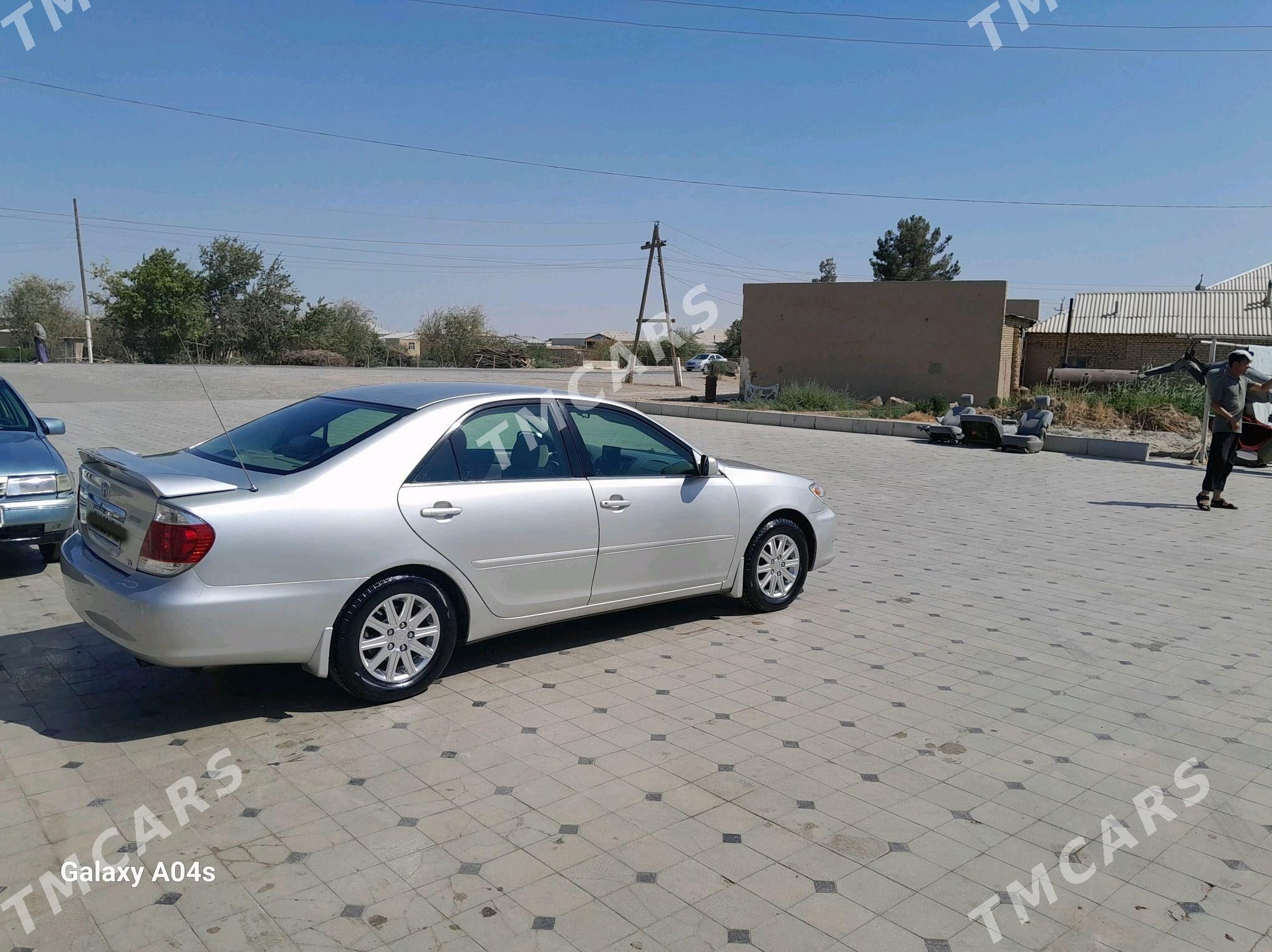 Toyota Camry 2005 - 200 000 TMT - Мары - img 4