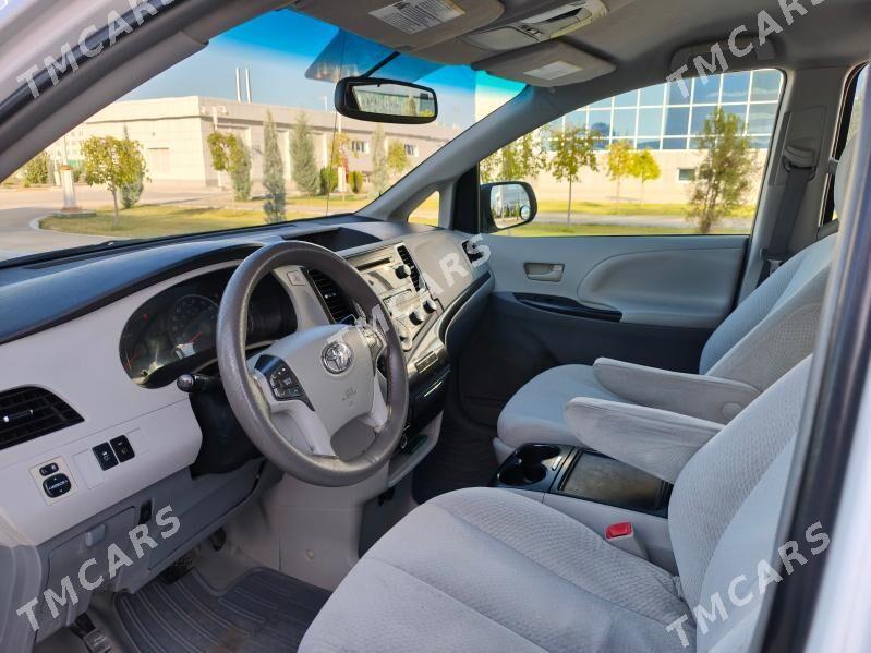 Toyota Sienna 2012 - 275 000 TMT - Aşgabat - img 3