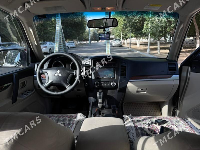 Mitsubishi Pajero 2008 - 195 000 TMT - Aşgabat - img 9
