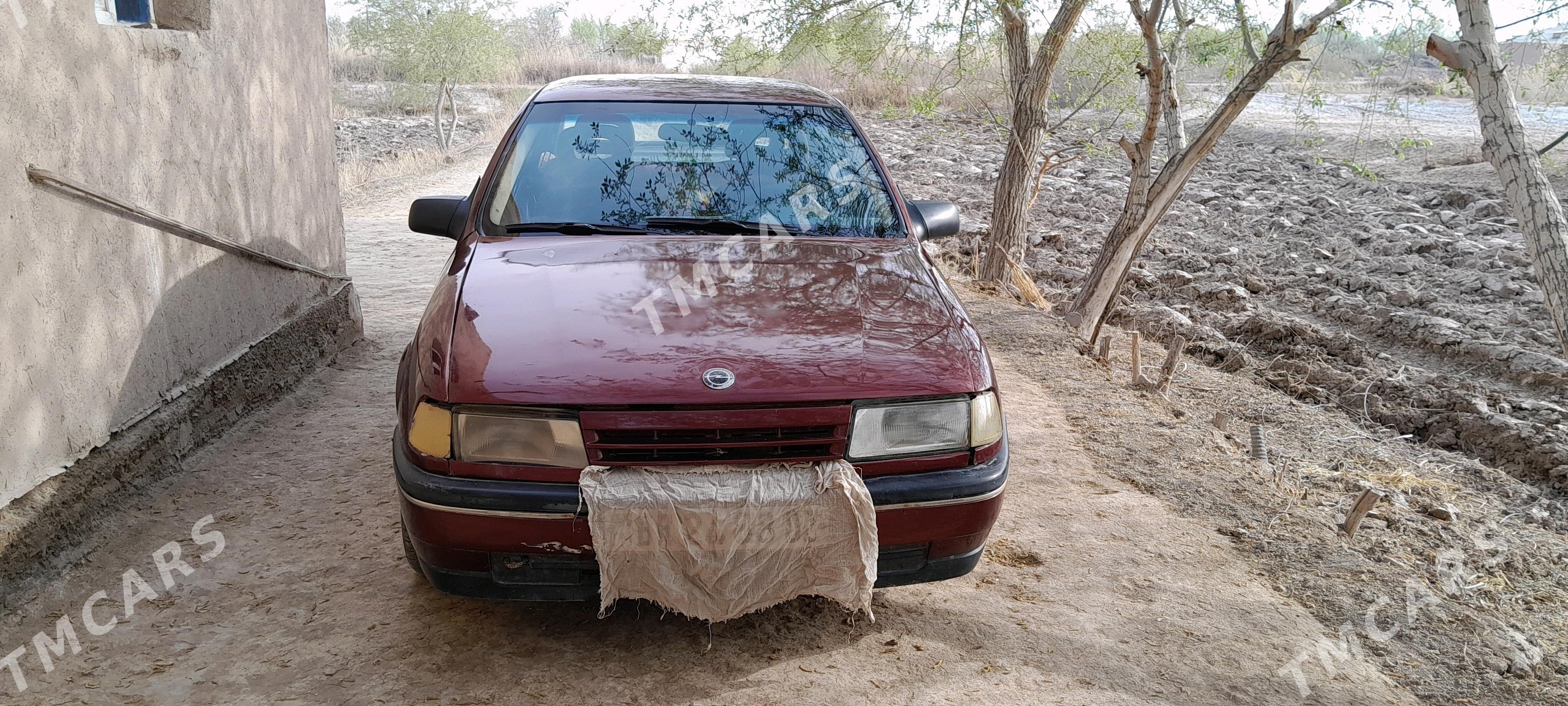 Opel Vectra 1990 - 27 000 TMT - Gubadag - img 4