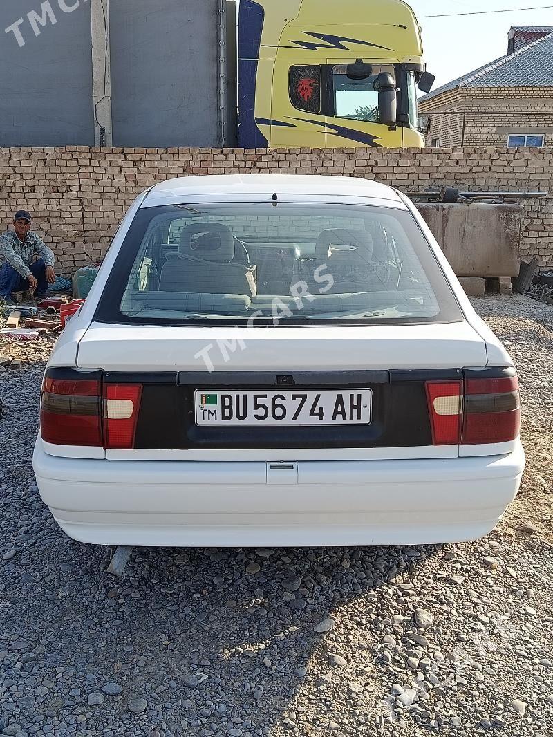 Opel Vectra 1992 - 28 000 TMT - Кака - img 2