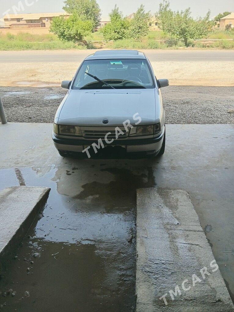Opel Vectra 1989 - 36 000 TMT - Murgap - img 2