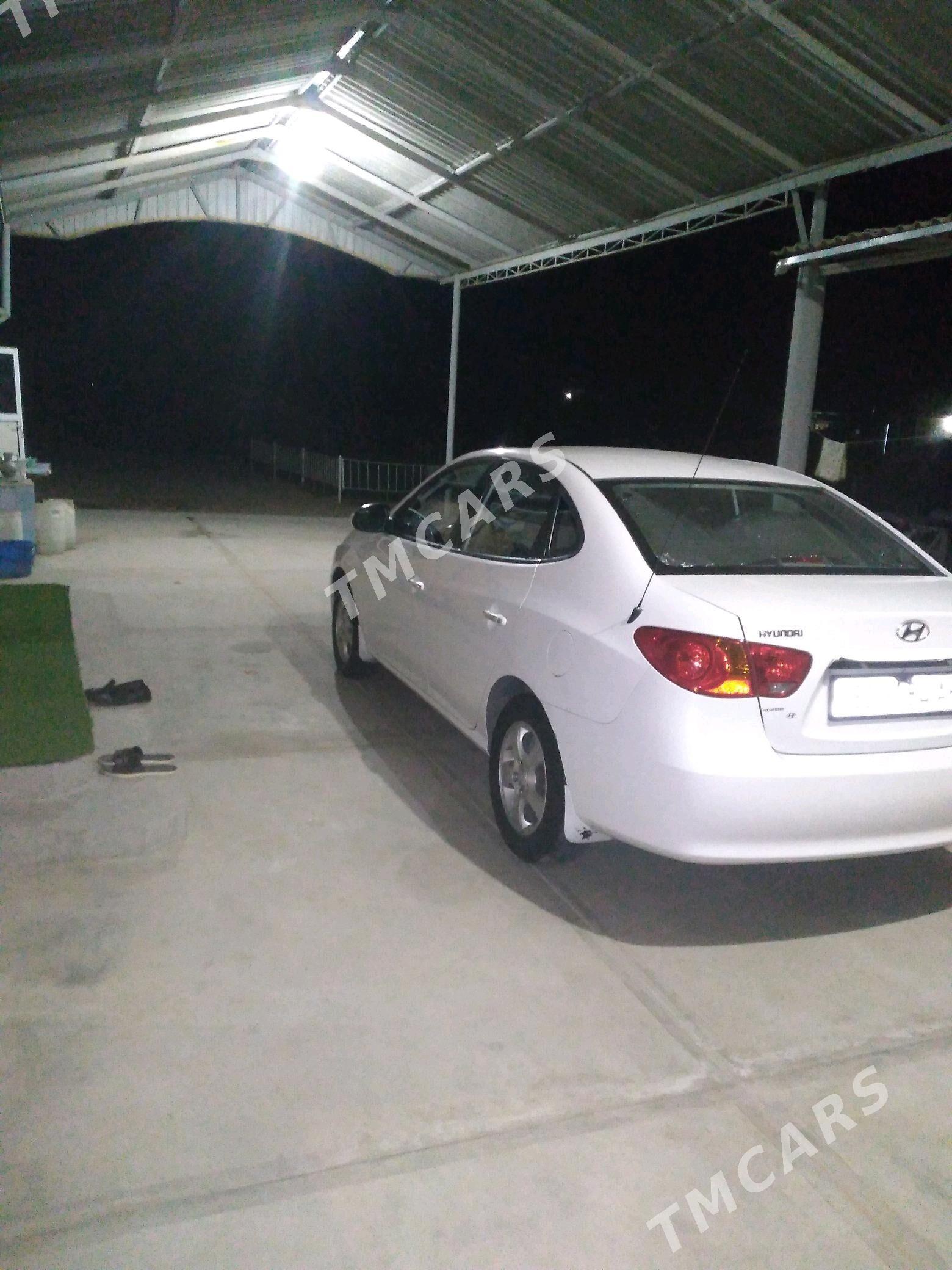 Hyundai Elantra 2010 - 120 000 TMT - Babadaýhan - img 2