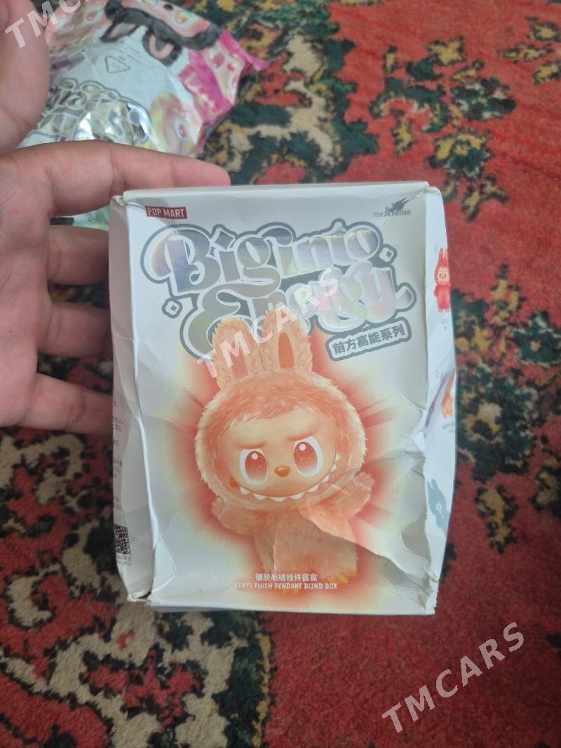 labubu pop mart - Gurtly - img 3
